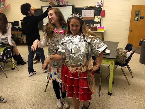 SENIORS SHOW OFF their accessories made out of trash. 