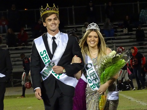 SENIORS MARK ROGERSON and Kylee Hines are crowned homecoming king and queen. 