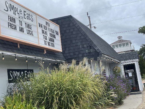 SIMPLE EATS ON Shore Drive provides brunch type food for both locals and tourists alike.  The restaurant provides customers with a homey, beachy vibe.