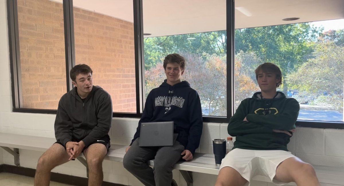 THE BOYS ON the couch speak on topics related to Homecoming and this weeks events. They also reported on extra opportunities for students including college night.