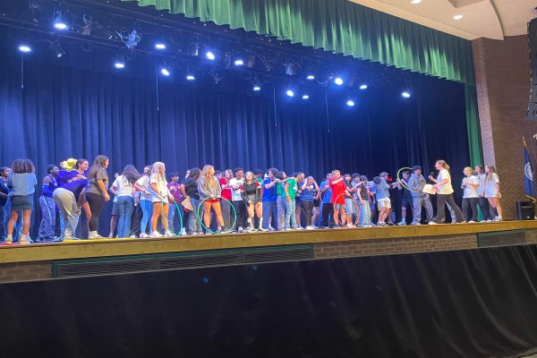 SCA CONNECTED HIGH school students competed in a hula hoop race as one of the featured games of the night. Students will take what they learn back to their home schools to show their peers what they learned about about leadership in their community.